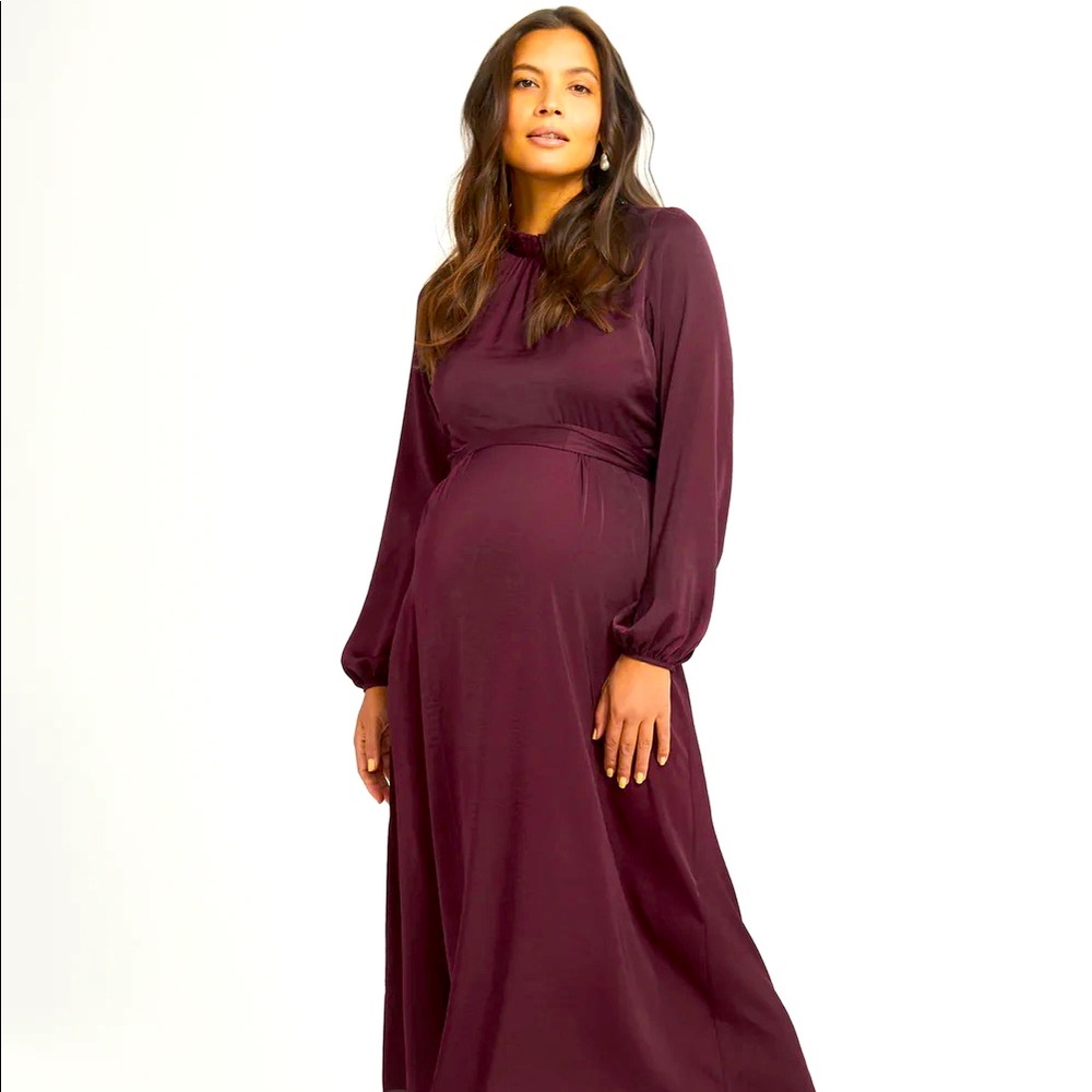 Brand new maternity dress, never worn